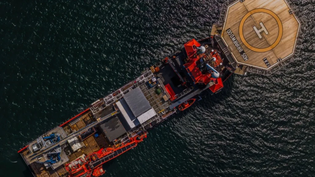 Compañías forman alianza para liderar la gestión naval offshore