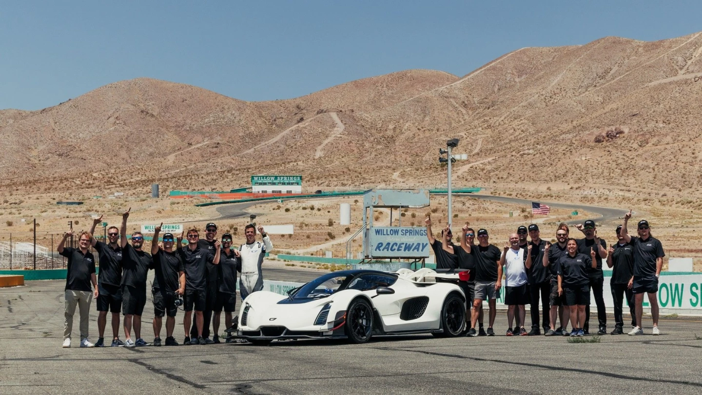 czinger-21c-records-5-en-5-