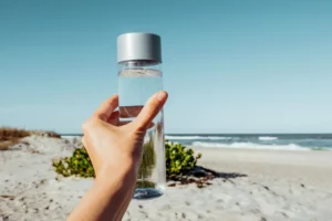 Crean sistema de desalinización solar que promete agua potable al mínimo costo