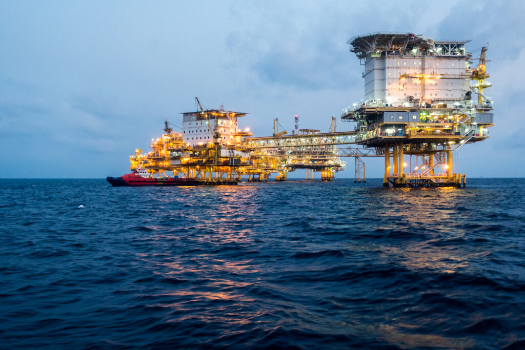 descubrimiento de petróleo