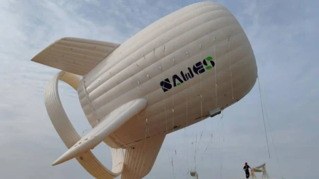 dirigible S500 volando