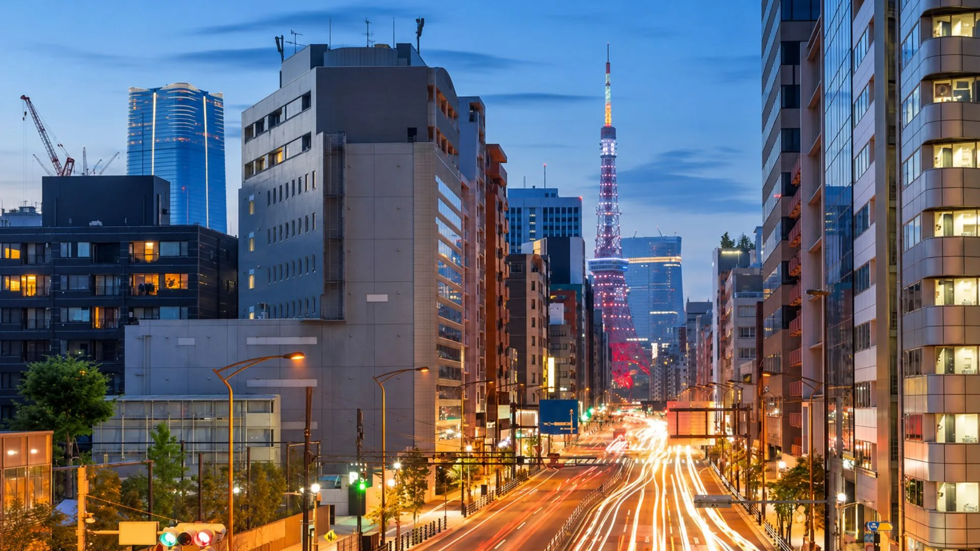 Distrito financiero de Tokio, donde Japón estudia aplicar blockchain technology a la liquidación de acciones y bonos.