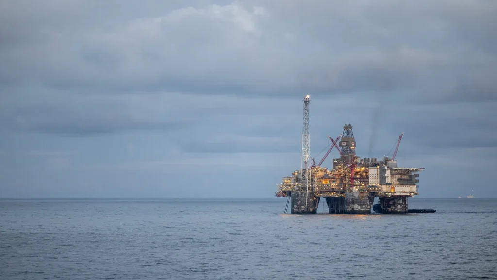 Equinor entra en “modo eficiencia” y reordena su estrategia operativa