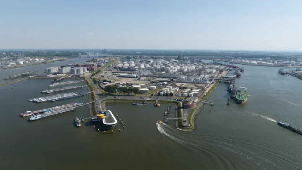 Evos Rotterdam amplía su capacidad para metanol y etanol