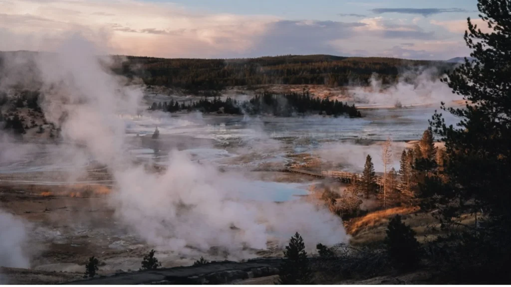 The US allocates $300,000 to locate hidden geothermal systems