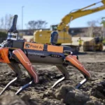 Robot autónomo de FieldAI Brain