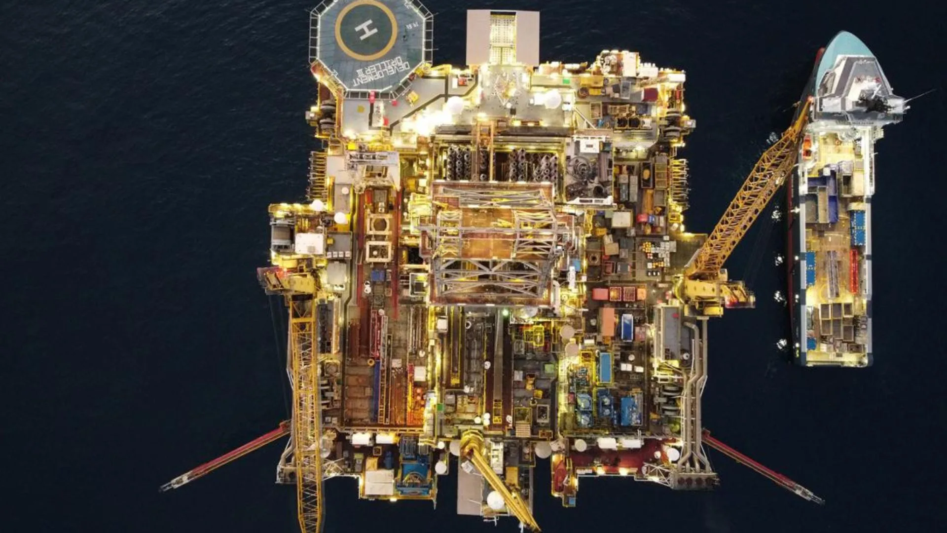 FPSO GranMorgu en el bloque 58 de Surinam