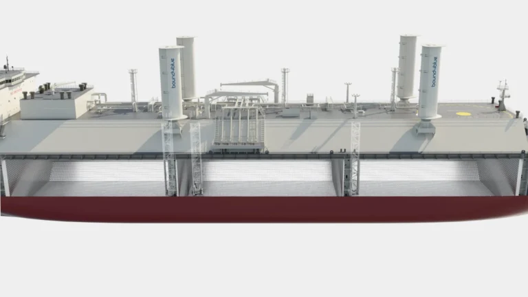 Sistema eSAIL® de Bound4blue instalado en un buque metanero para mejorar la eficiencia energética y reducir emisiones marítimas.
