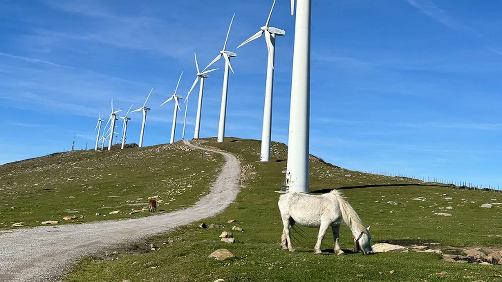 Aerogeneradores del Labraza wind farm en Euskadi, proyecto promovido por Iberdrola para aumentar la generación de energía renovable.