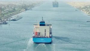 Maersk reanuda su servicio MECL a través del Canal de Suez