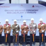 Ceremonia de inauguración de la miniplanta de GNL