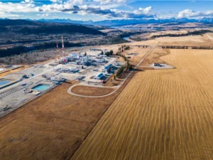Canadá ampliará oleoductos para sumar hasta 3 millones de bpd de crudo
