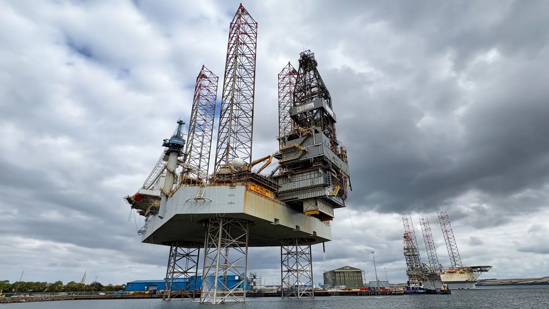 Plataforma autoelevable de Paratus Energy