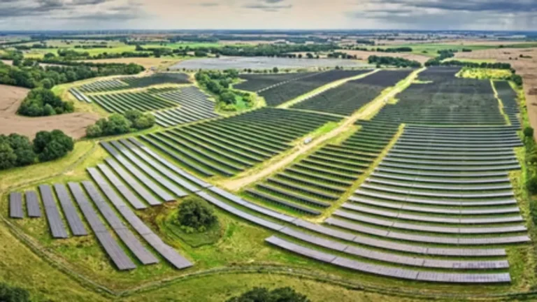 foto del parque solar agrícola de Alemania