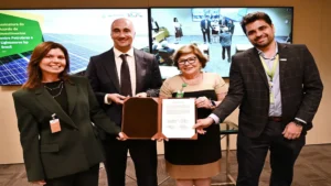 Petrobras comprará el 49,99% de las filiales de Lightsource bp