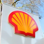 Logotipo de Shell relacionado con el aumento de Shell's profit durante el primer semestre de 2026.