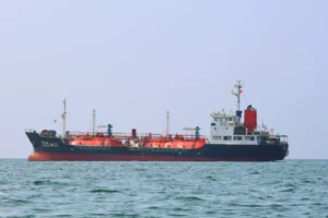 Traffic in the Strait of Hormuz drops to fewer than 20 ships this weekend