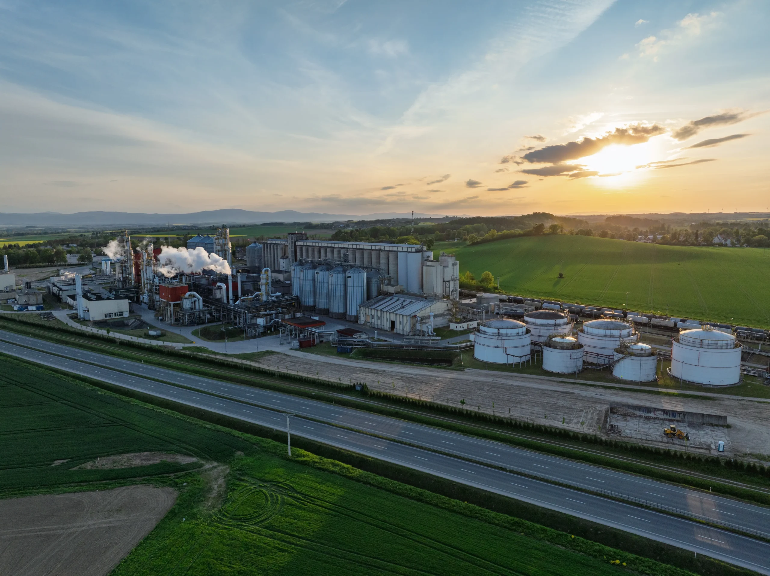 INEOS Acetyls promueve la producción de metanol bajo en carbono con el desarrollo de una planta industrial.
