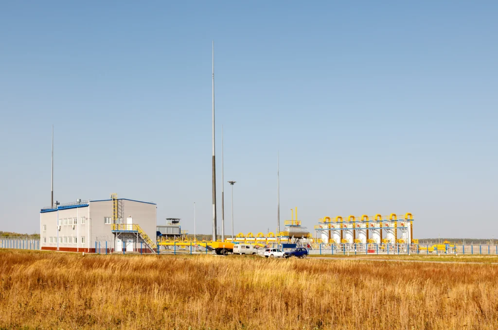 Targa will build 3 gas plants and a new gas pipeline in the Permian Basin