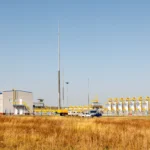 Planta de procesamiento de gas natural vinculada a la expansión de Targa Resources en la cuenca Pérmica.