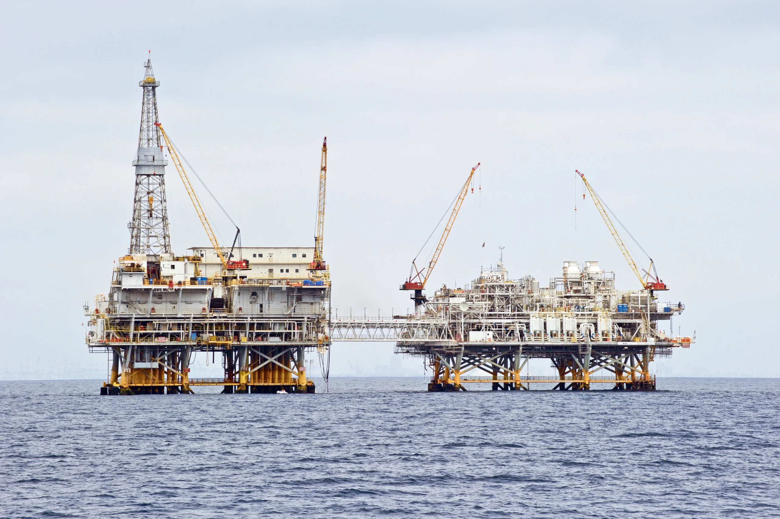 SLB apoyará la reactivación de pozos offshore de petróleo y gas en Brunéi.