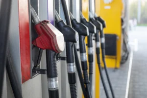 Gasoline prices increase Americans’ monthly expenses
