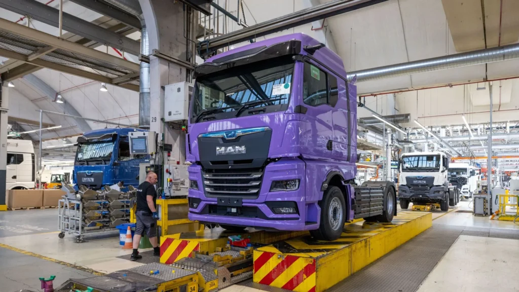 MAN starts series production of electric trucks in Munich