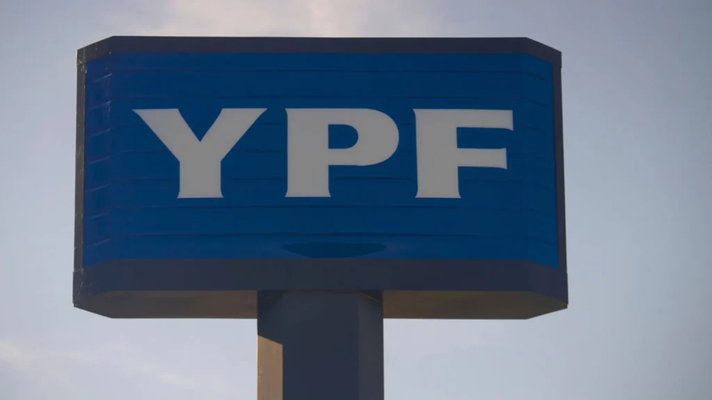 YPF and Eni seal alliance to promote Argentina LNG project
