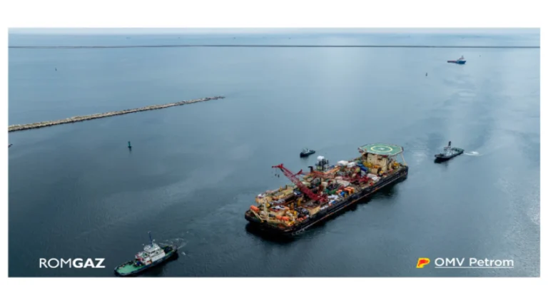 Instalación de gasoducto submarino del proyecto Neptun Deep en el Mar Negro con buques offshore especializados.