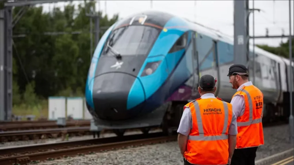 primer tren a batería del Reino Unido supera prueba interurbana