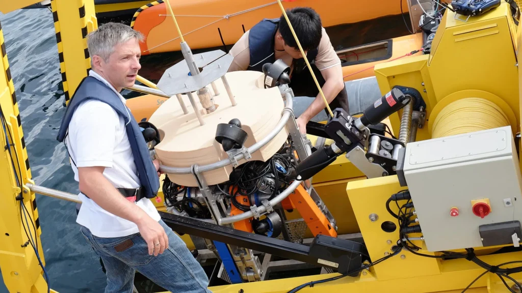 Robot submarino autónomo de TUM