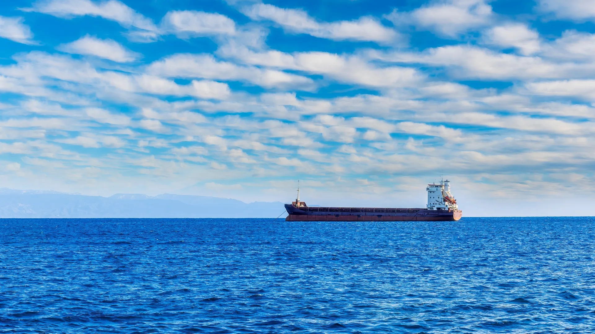 Barco offshore de Saipem en el Mar Negro