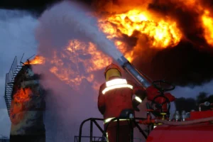 Mantenimiento en ducto desencadena explosión en Oaxaca