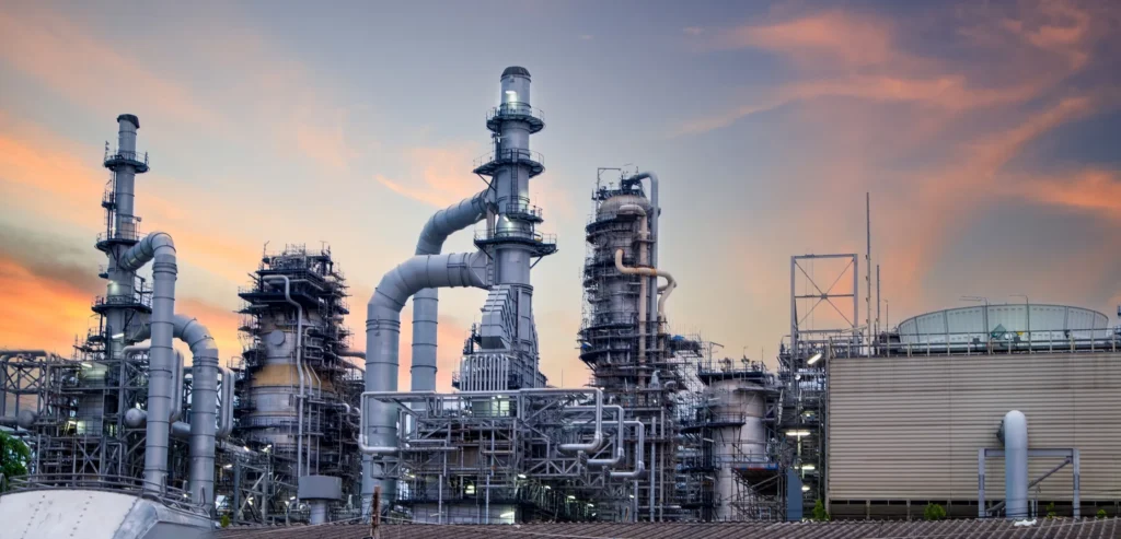 Petrobras expande contratos de petróleo con refinerías de la India.