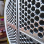 La ventaja estructural de los intercambiadores de tubos de calor es eficiencia térmica