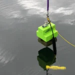 Sistema Allton A1 con tecnología OBN durante una prueba de despliegue en el agua para estudios sísmicos marinos.