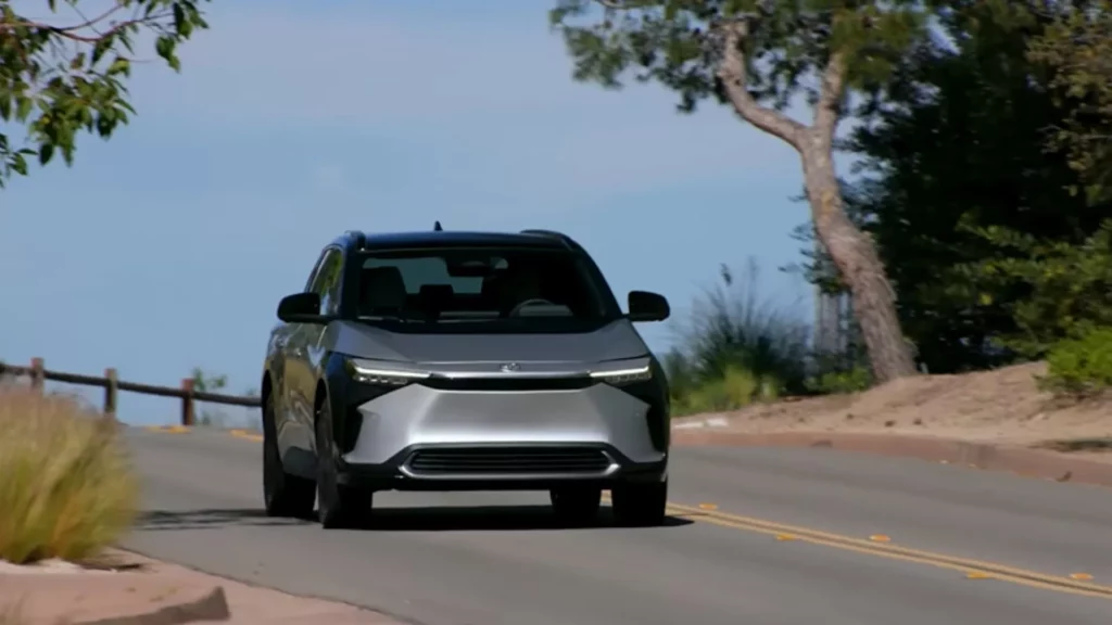 Toyota bets on electric vehicle production in the U.S.