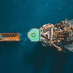 el traslado de plataformas petrolíferas