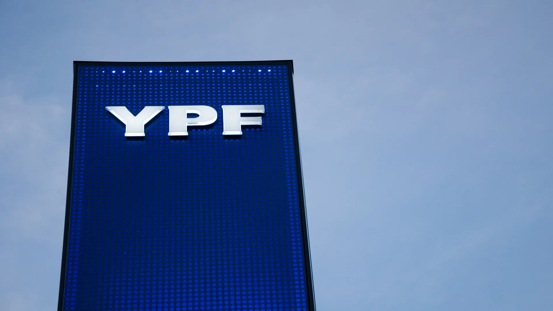 Logo de YPF