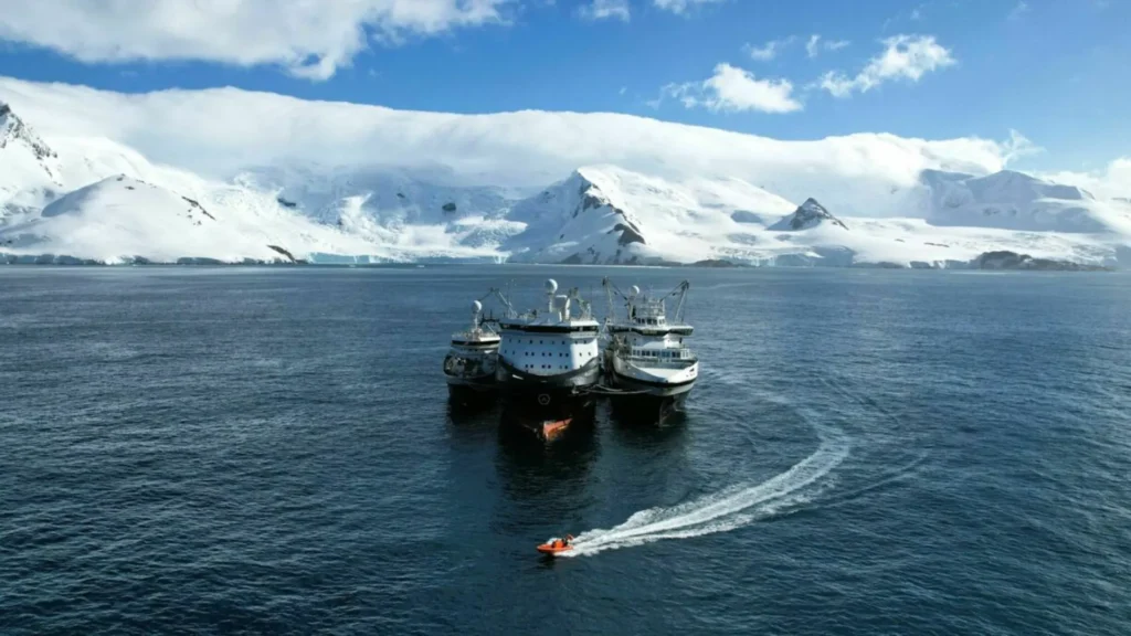 Vard Electro brinda soporte a flota de Aker QRILL en la Antártida