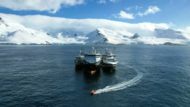 Vard Electro brinda soporte a flota de Aker QRILL en la Antártida