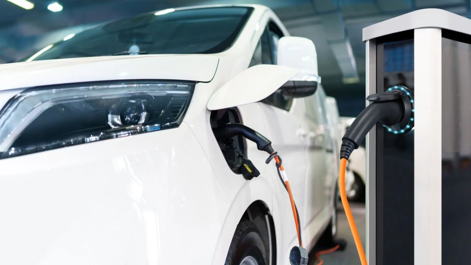 Lectron lanza Nexus, una línea de cargadores domésticos de nivel 2 para vehículos eléctricos diseñada para la carga residencial.