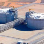 Tanques de almacenamiento de gas natural de Chevron en Australia Occidental utilizados para el suministro a Alinta Energy.