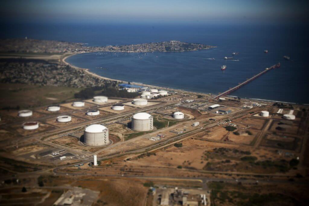 Enagás and Omers Infrastructure reported on the agreement to change shares in the Chilean company GNL Quintero