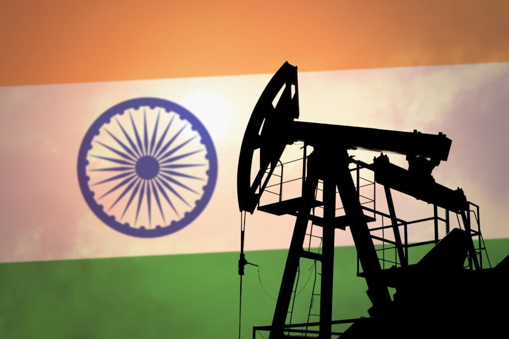 386 Petroleo India shutterstock