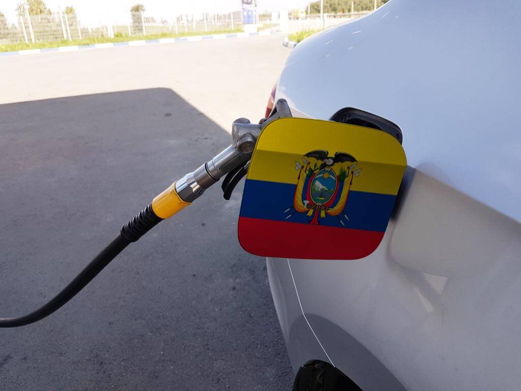 Ecuador registra un nuevo incremento de la gasolina súper y alcanza el precio más alto de su historia