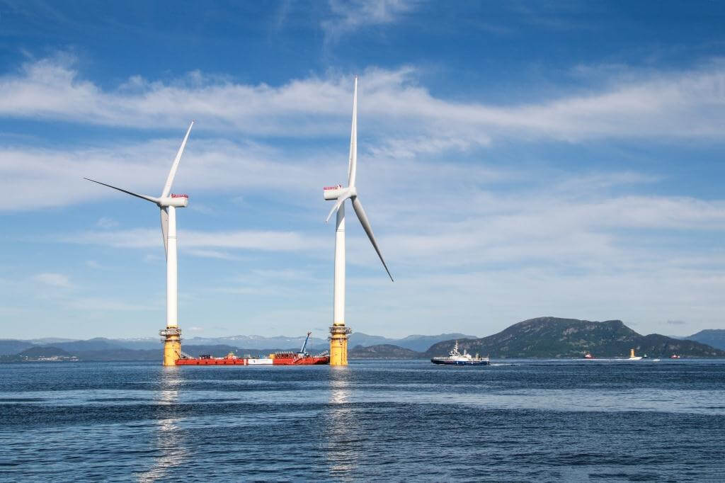 Repsol and Ørsted join forces to develop floating offshore wind projects in Spain