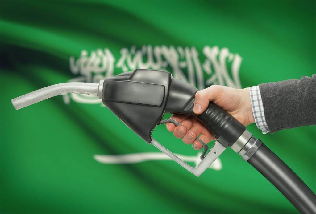 Saudi Arabia increases oil prices to record premiums