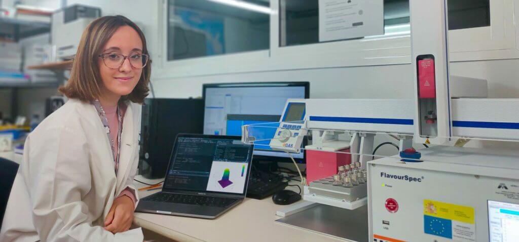 An ‘electronic nose’ and infrared assess the quality of gasoline