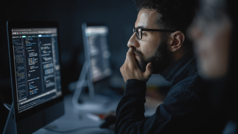 They offer 200 scholarships for the training of Technologists of the Future